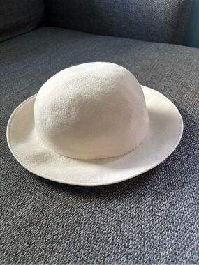 Vintage Patricia Underwood Cream Felt Cloche / Bowler Hat